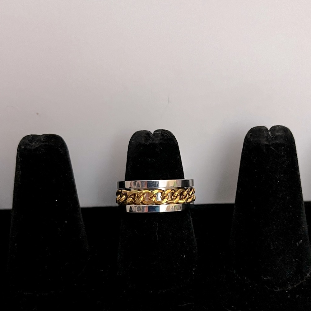 Two Tone Spinner Ring